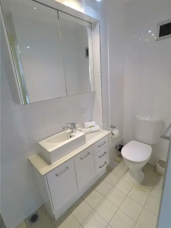 Aloha Private Apartments Gold Coast Aparthotel